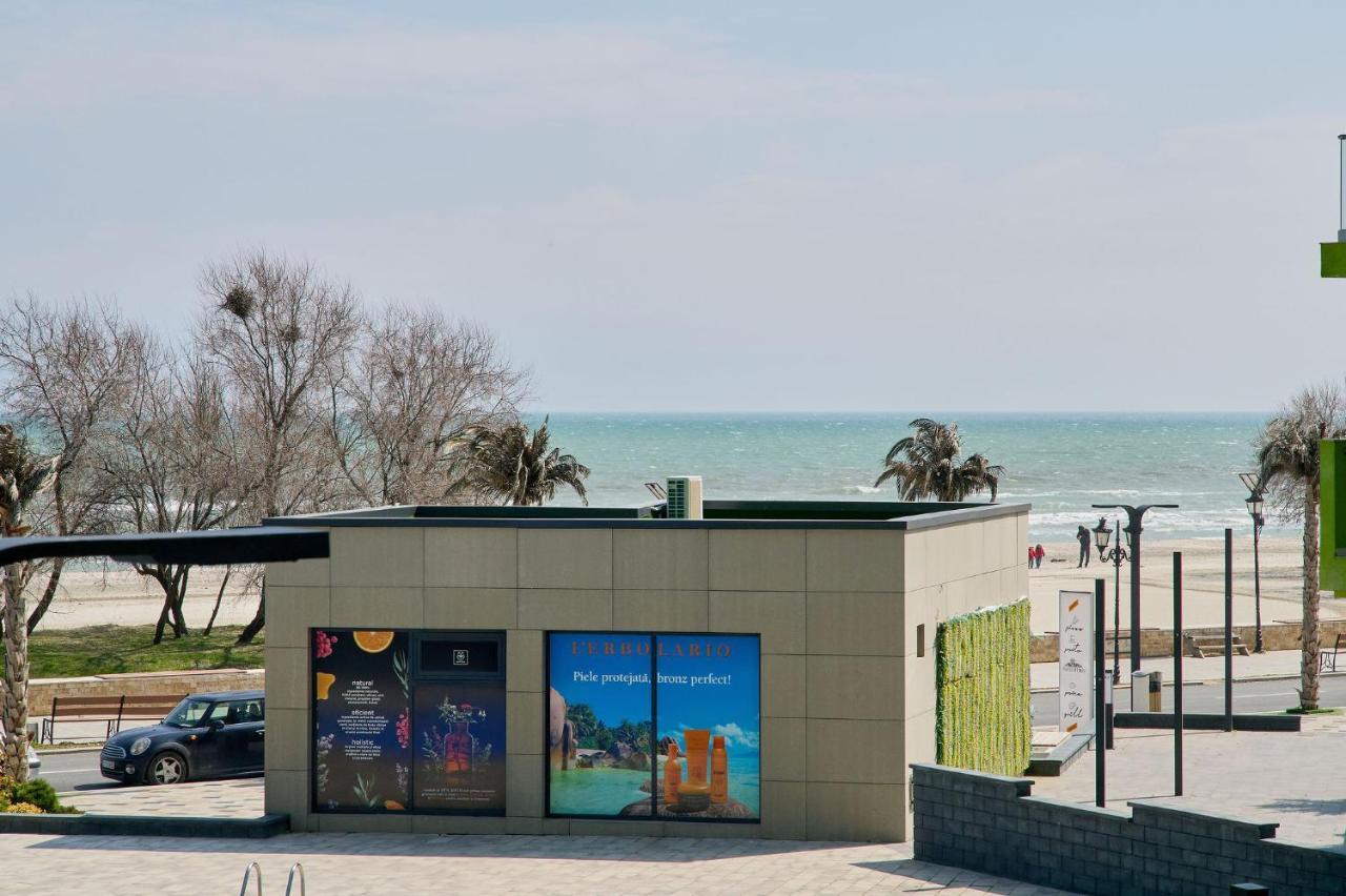 Maya Apartment- Spa N Pools Beach Resort Mamaia Exterior foto